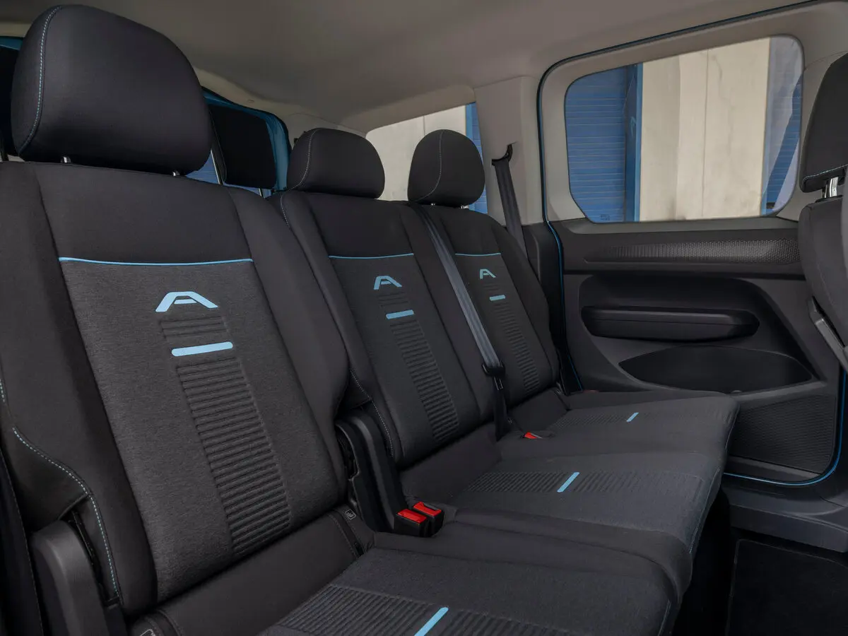 Ford Tourneo Connect III Компактвэн — сүрөт 10