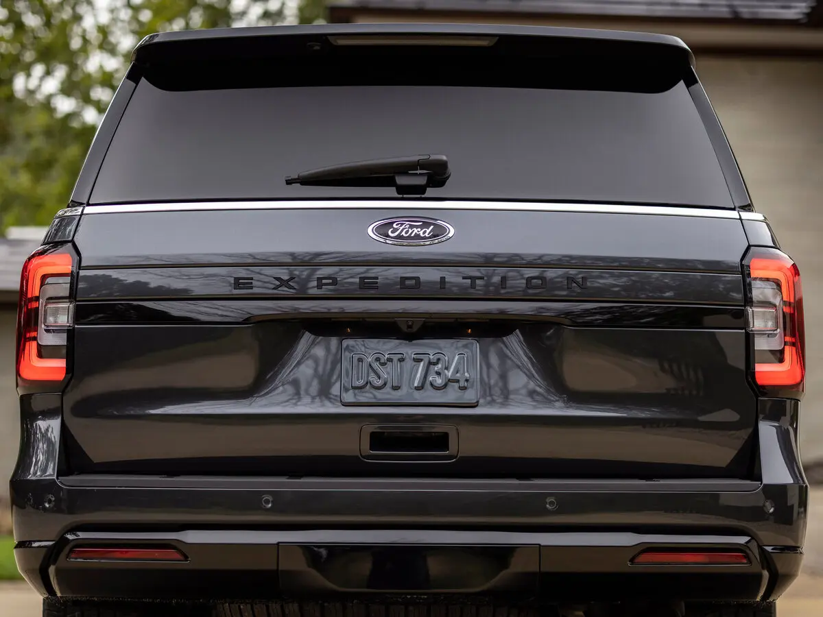 Ford Expedition IV Рестайлинг Внедорожник 5 дв. — photo 4
