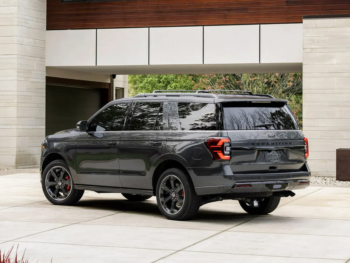 Ford Expedition IV Рестайлинг Внедорожник 5 дв. — photo 5