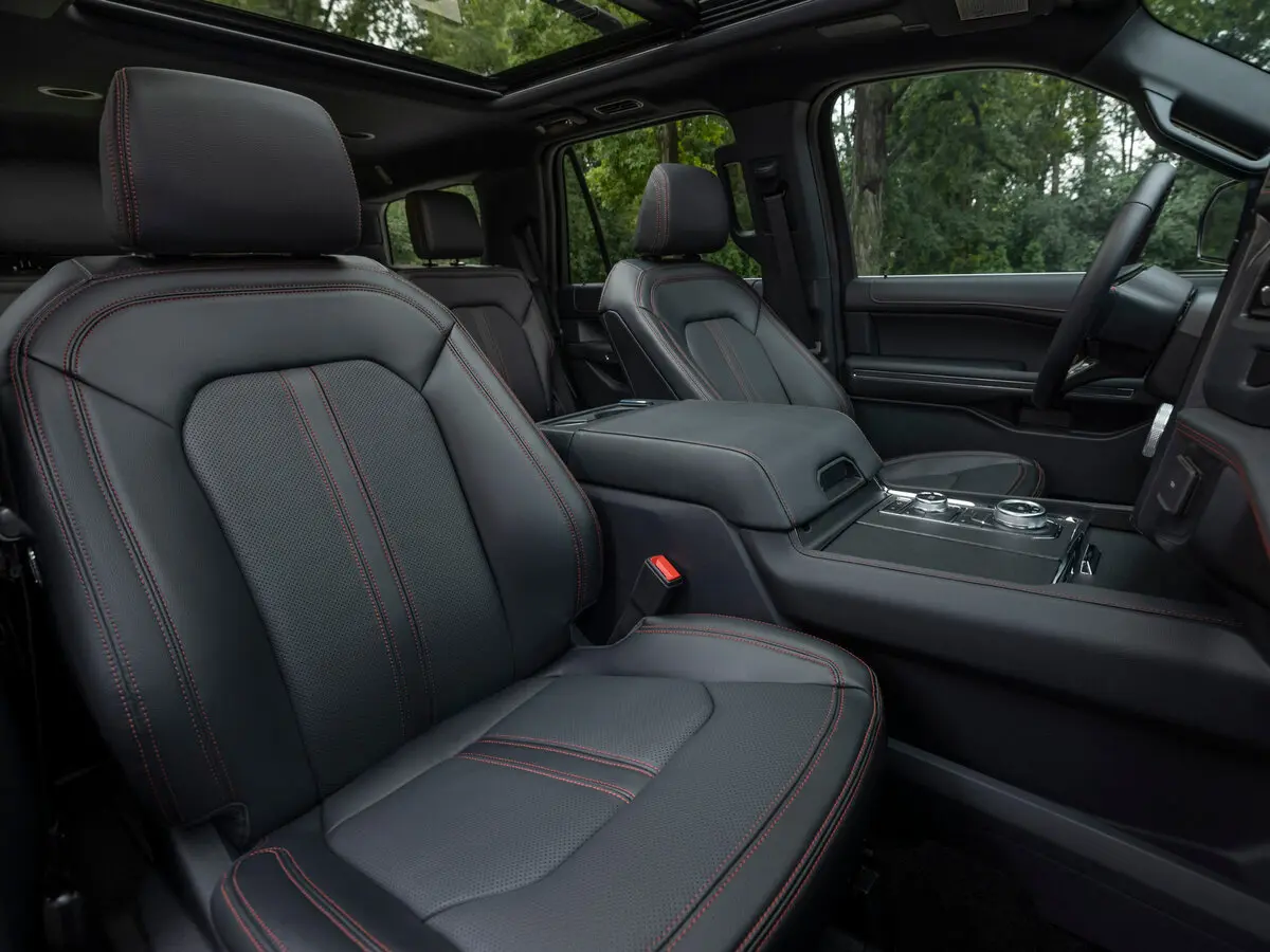 Ford Expedition IV Рестайлинг Внедорожник 5 дв. — photo 8
