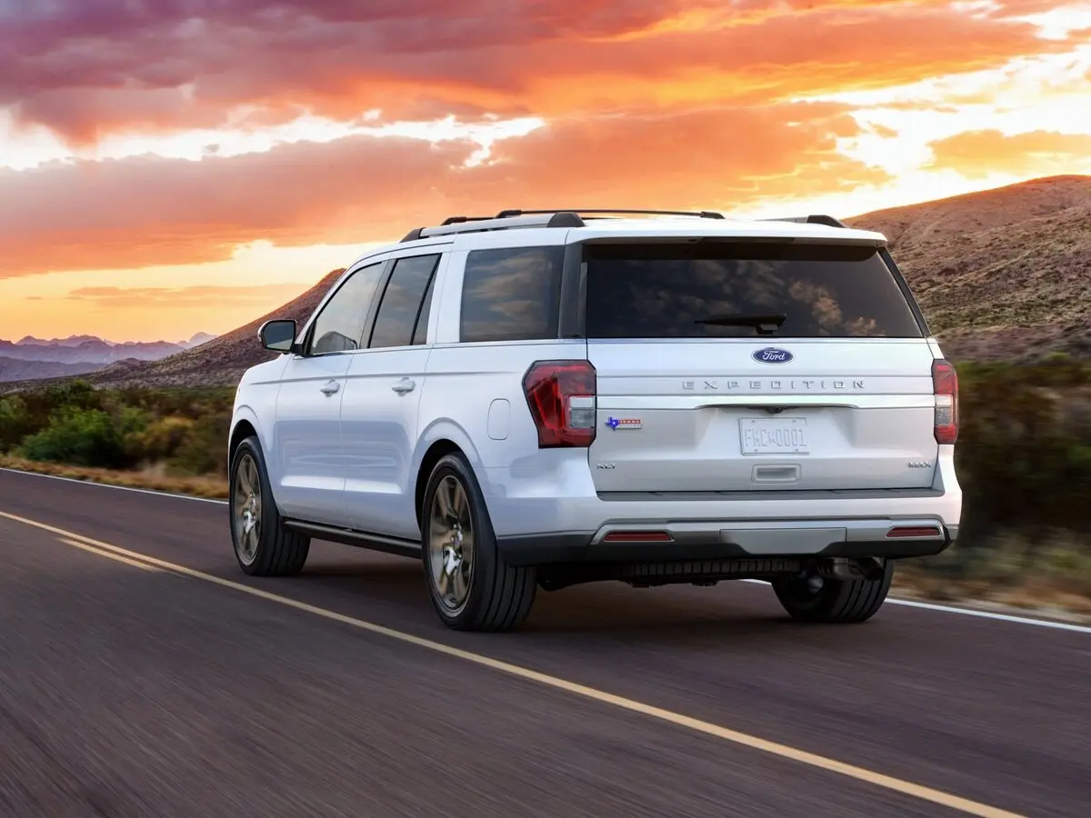 Ford Expedition IV Рестайлинг Внедорожник 5 дв. MAX — сүрөт 4