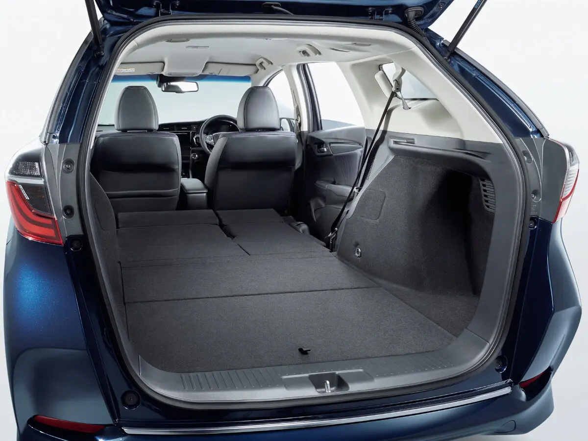 Honda Shuttle II Рестайлинг Универсал 5 дв. — сүрөт 9
