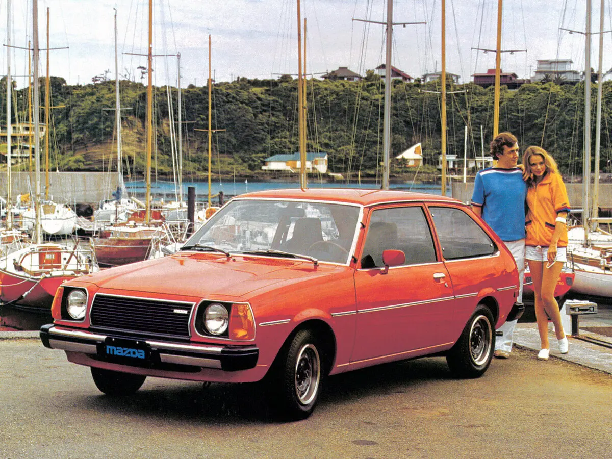 Mazda 323 I (FA) Хэтчбек 3 дв.