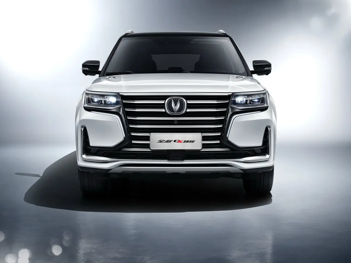 Changan CS95 I Рестайлинг Внедорожник 5 дв. — photo 3