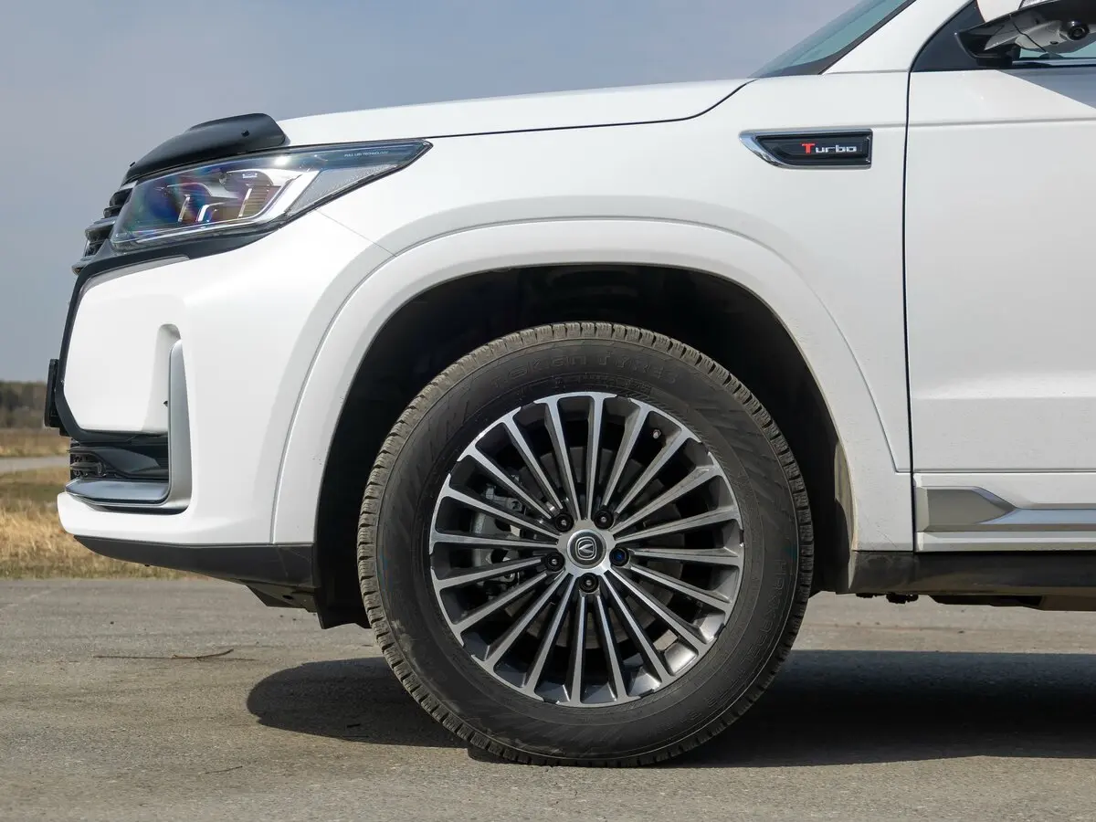 Changan CS95 I Рестайлинг Внедорожник 5 дв. — photo 35