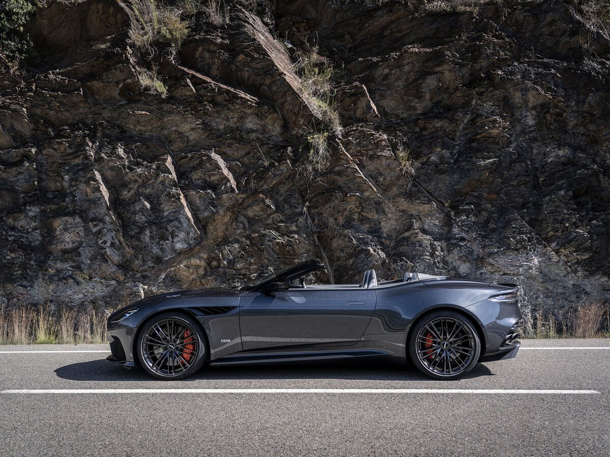 Aston Martin DBS III Кабриолет — фото 2