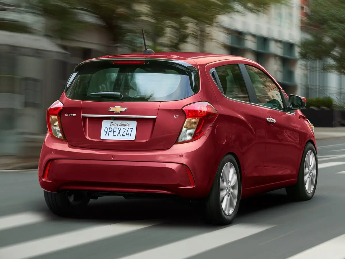 Chevrolet Spark IV Рестайлинг Хэтчбек 5 дв. — сүрөт 3