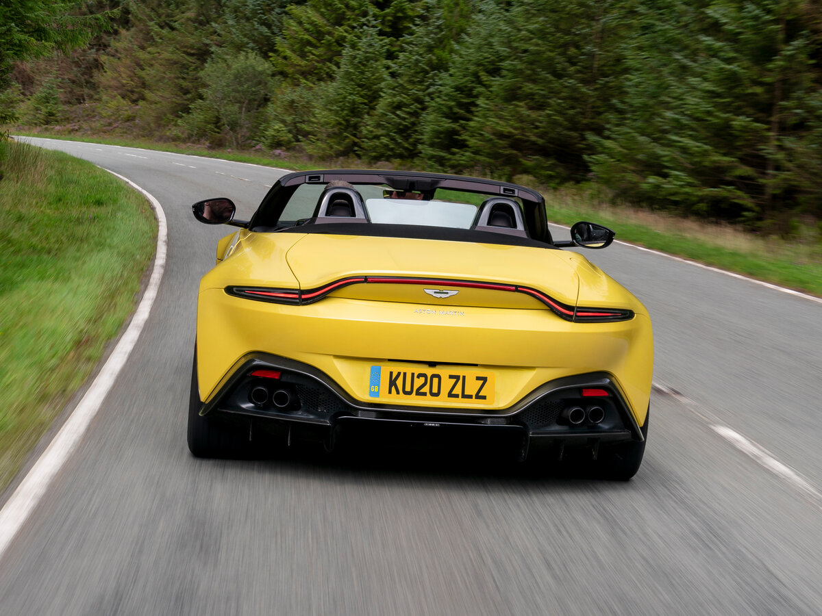 Aston Martin V8 Vantage IV Родстер — фото 4