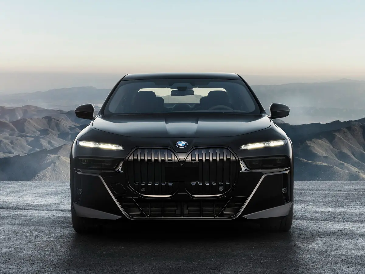 BMW 7 серии VII (G70) Седан — сүрөт 3