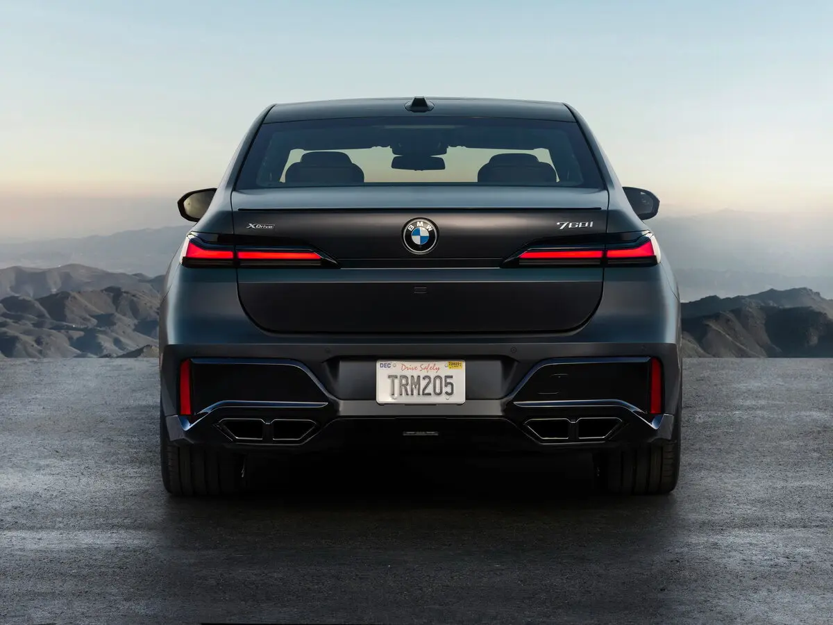 BMW 7 серии VII (G70) Седан — сүрөт 4