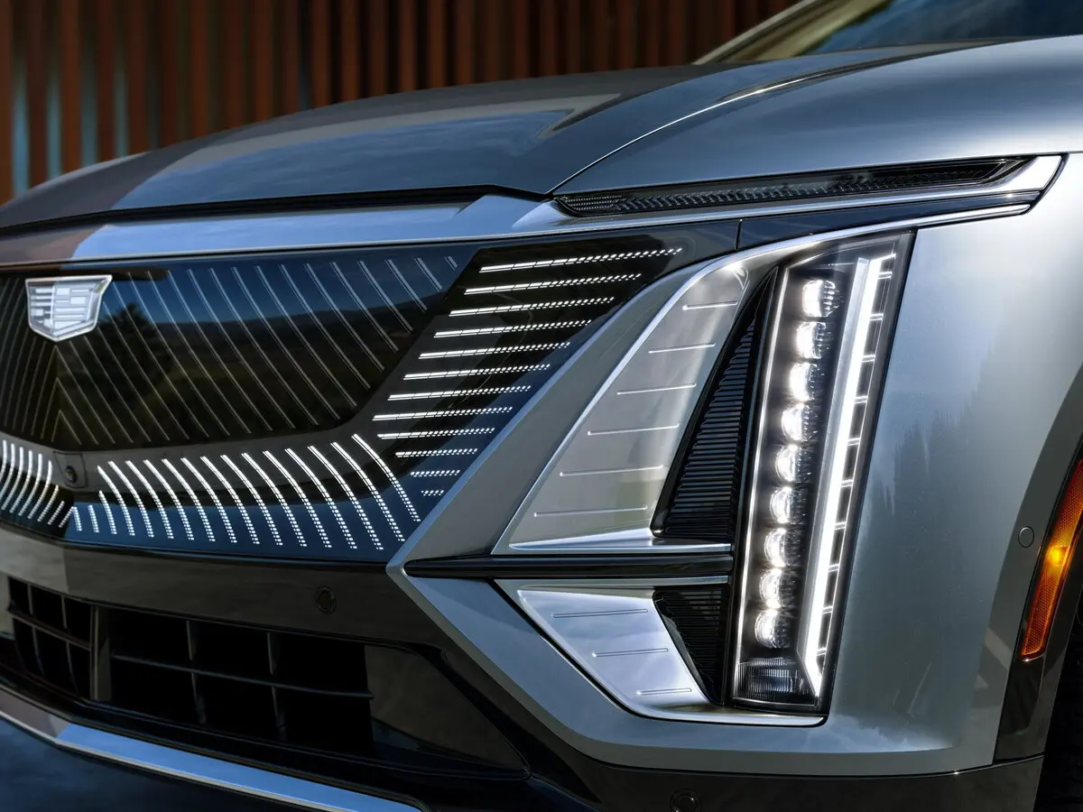 Cadillac Lyriq 2022 – н.в. Внедорожник 5 дв. — сүрөт 13