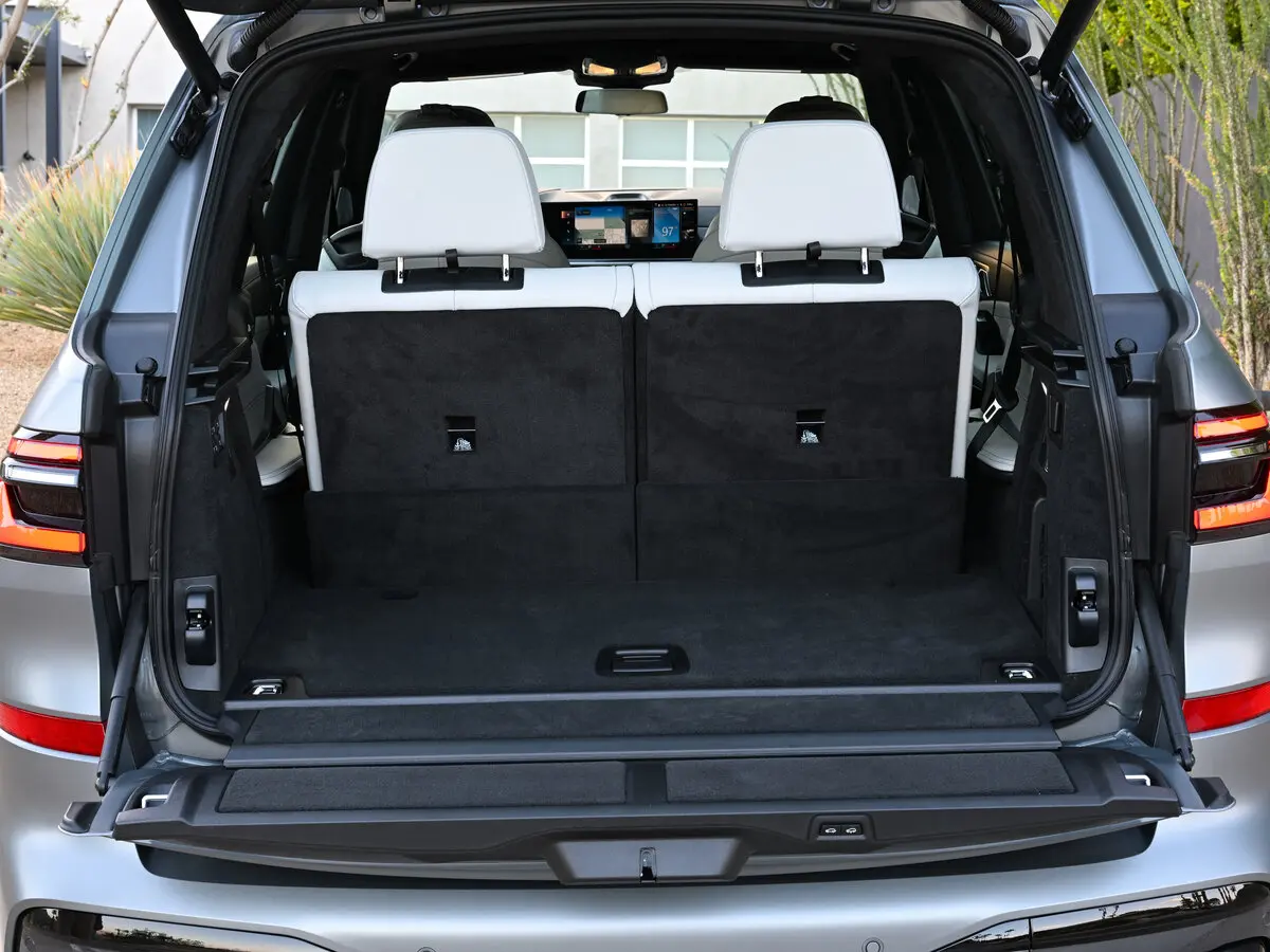 BMW X7 I (G07) Рестайлинг Внедорожник 5 дв. — фото 15