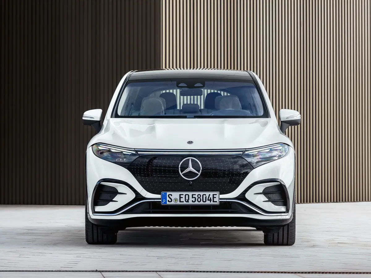 Mercedes-Benz EQS SUV 2022 – н.в. Внедорожник 5 дв. — сүрөт 3