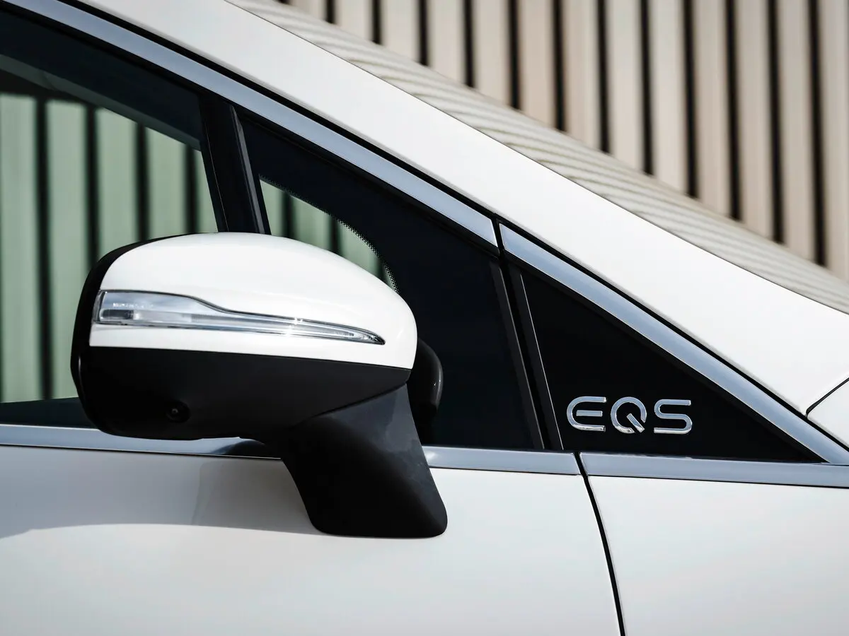 Mercedes-Benz EQS SUV 2022 – н.в. Внедорожник 5 дв. — сүрөт 14