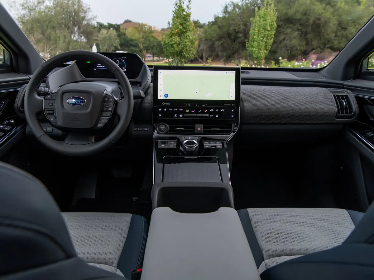 Subaru Solterra 2022 – 2025 Внедорожник 5 дв. — photo 6