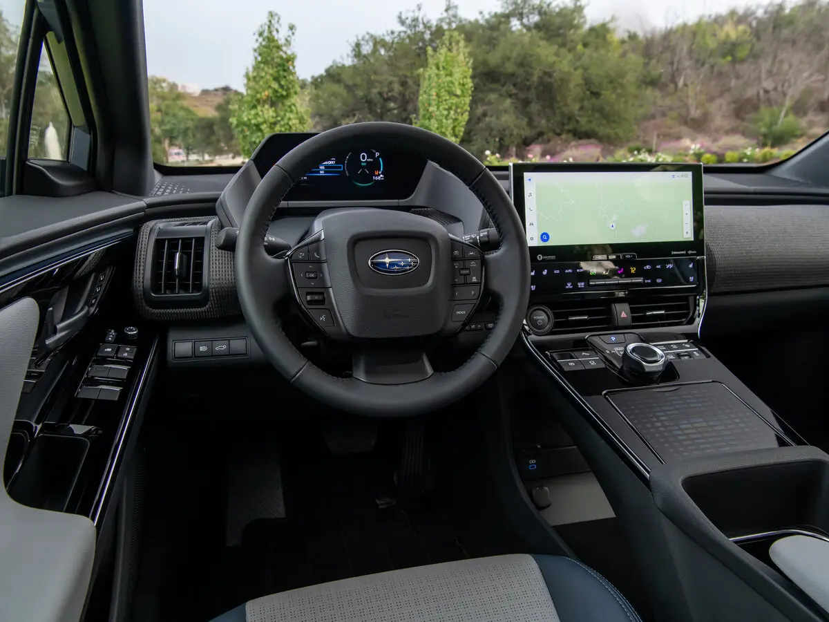 Subaru Solterra 2022 – 2025 Внедорожник 5 дв. — photo 8