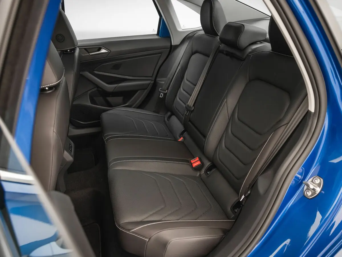Volkswagen Jetta VII Рестайлинг Седан — фото 10