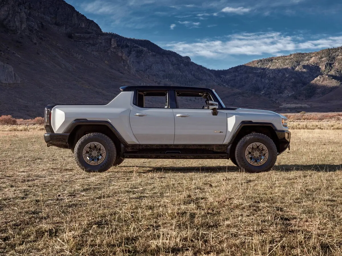 GMC Hummer EV 2021 – н.в. Пикап Двойная кабина — photo 2