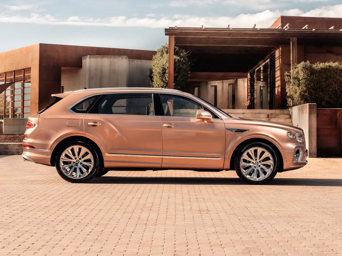 Bentley Bentayga I Рестайлинг Внедорожник 5 дв. EWB — сүрөт 2