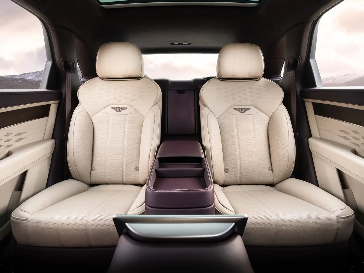 Bentley Bentayga I Рестайлинг Внедорожник 5 дв. EWB — сүрөт 9