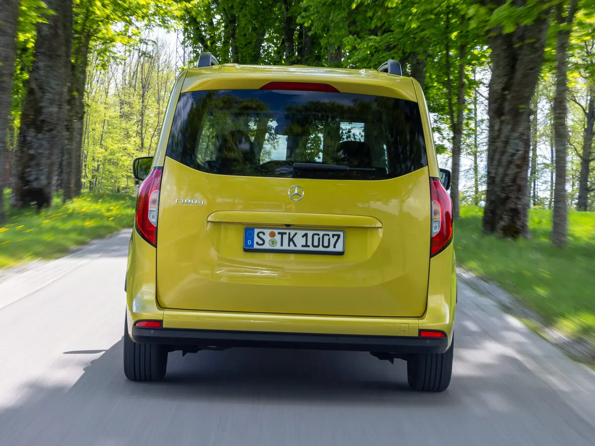 Mercedes-Benz T-Класс 2022 – н.в. Компактвэн — сүрөт 4