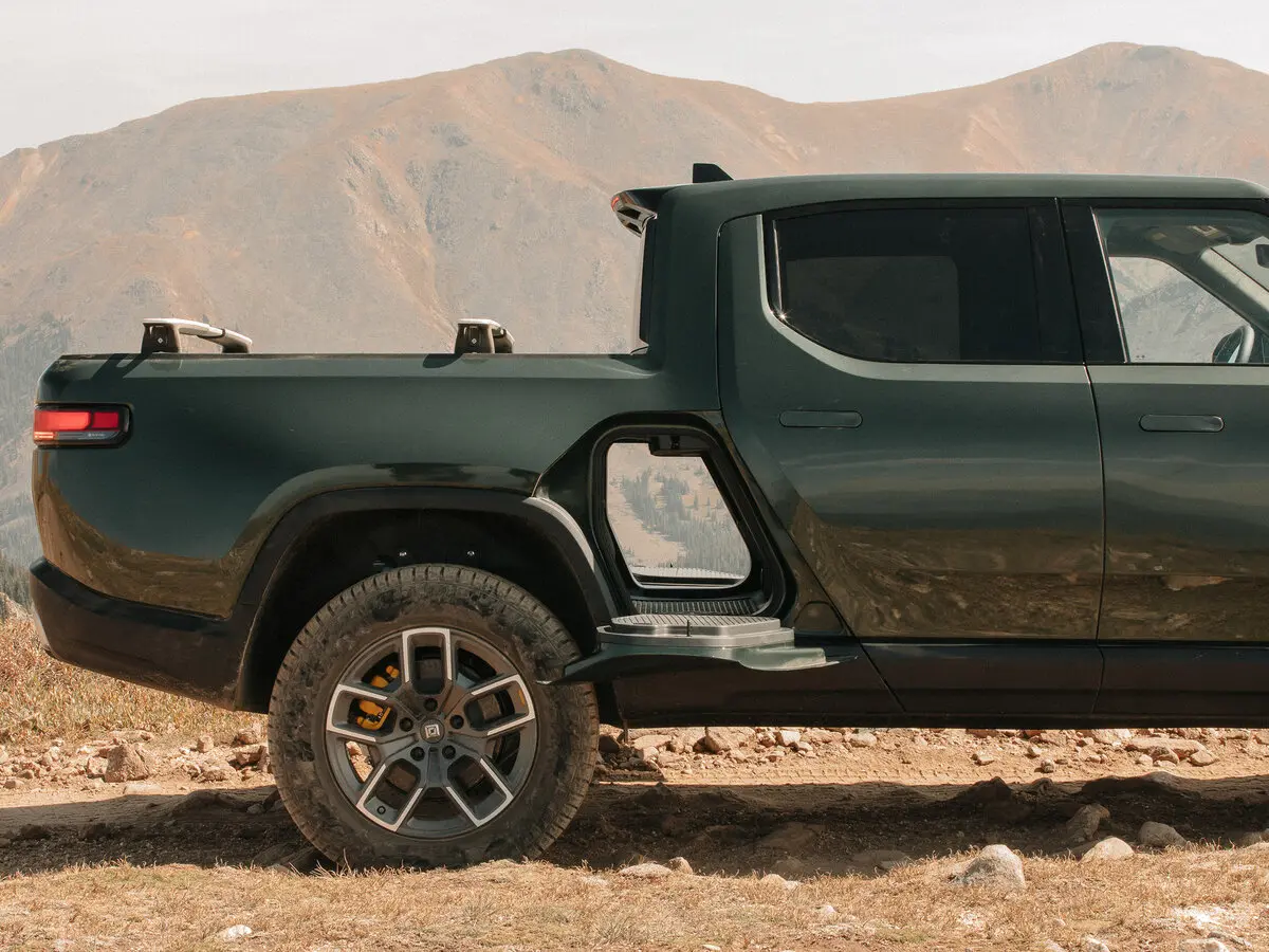 Rivian R1T 2021 – н.в. Пикап Двойная кабина — сүрөт 13