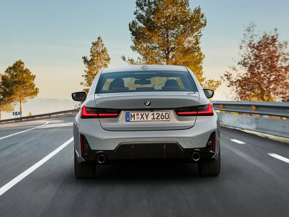 BMW 3 серии VII (G2x) Рестайлинг Седан — сүрөт 4