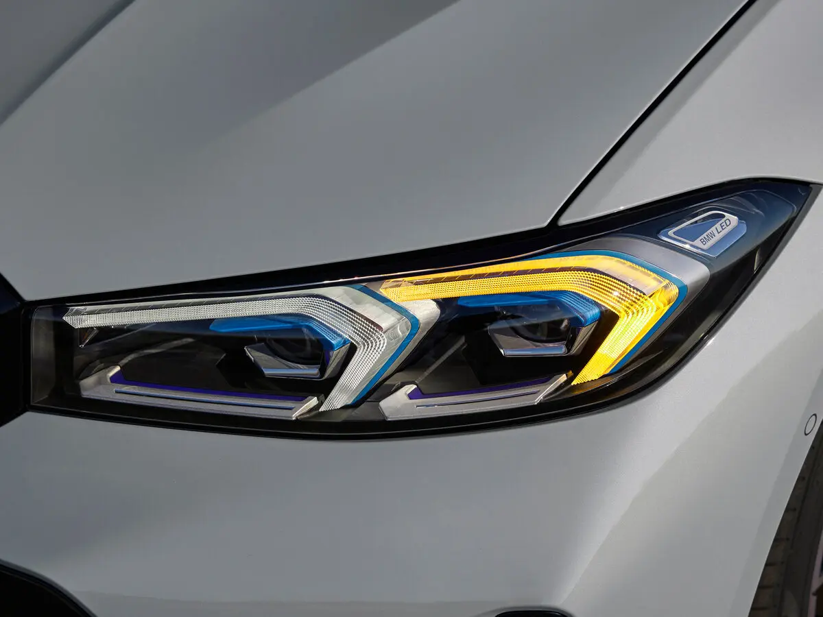BMW 3 серии VII (G2x) Рестайлинг Седан — сүрөт 13