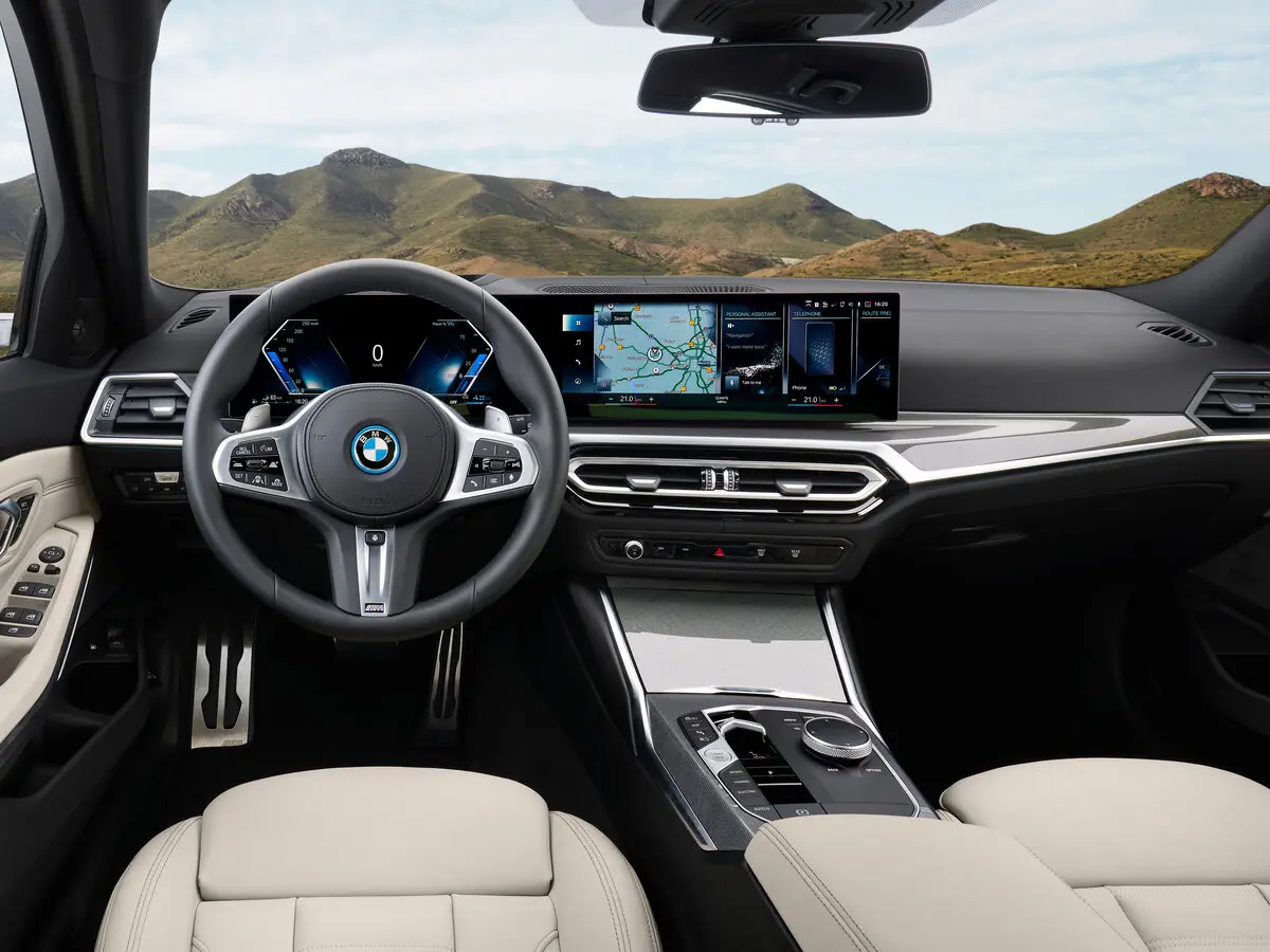 BMW 3 серии VII (G2x) Рестайлинг Универсал 5 дв. — сүрөт 6