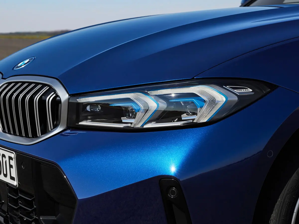 BMW 3 серии VII (G2x) Рестайлинг Универсал 5 дв. — сүрөт 14