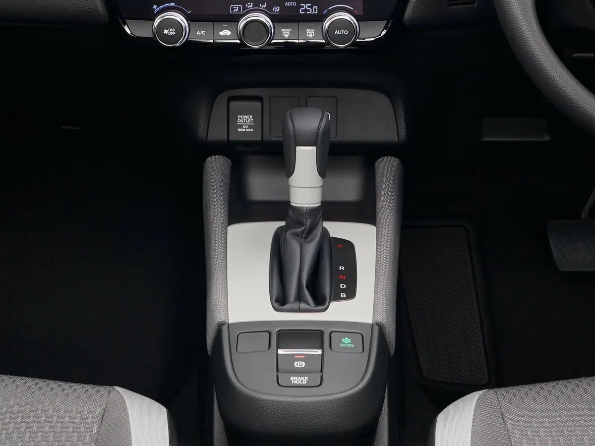 Honda Fit IV Хэтчбек 5 дв. Crosstar — фото 8