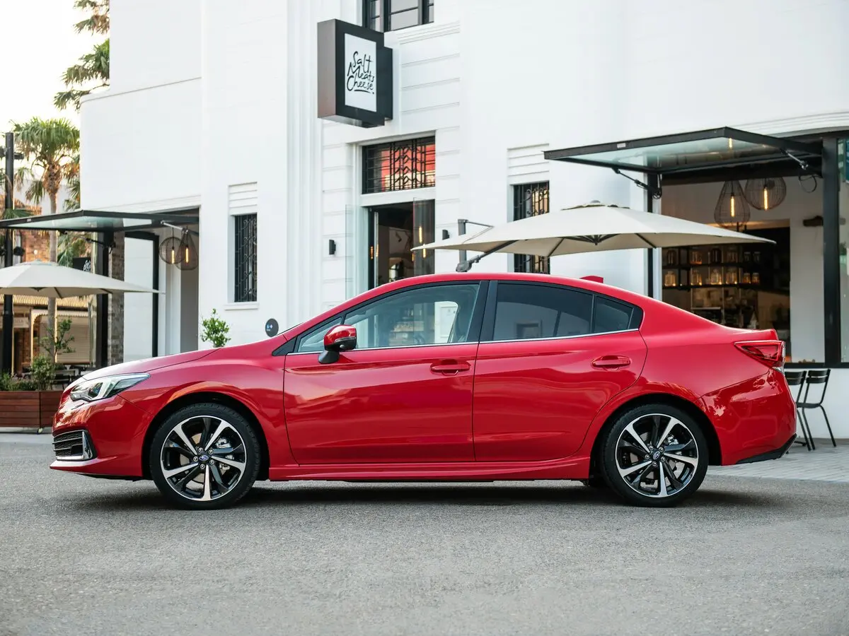 Subaru Impreza V Рестайлинг Седан — фото 2