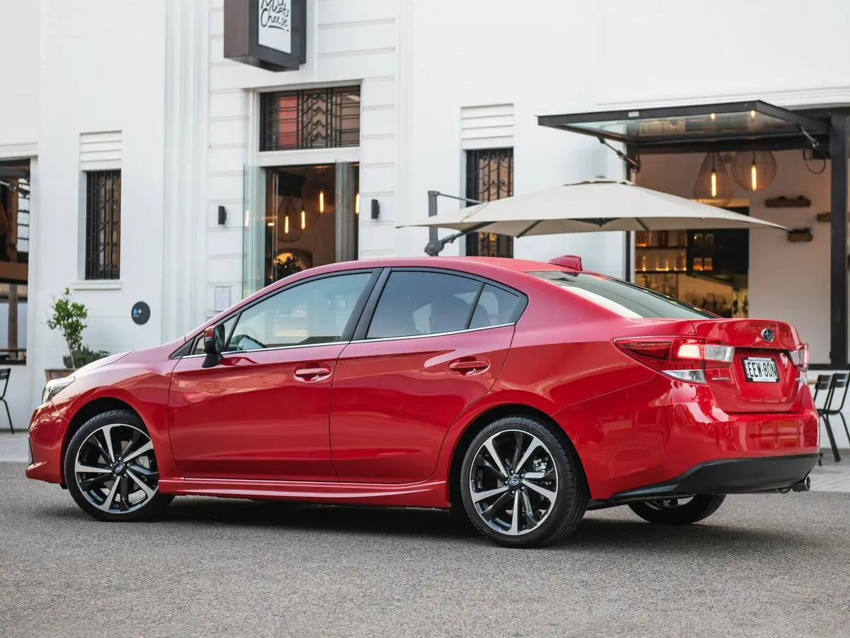 Subaru Impreza V Рестайлинг Седан — фото 4