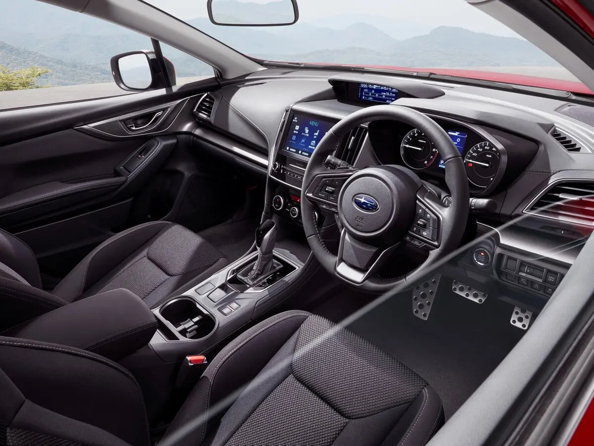 Subaru Impreza V Рестайлинг Седан — фото 6
