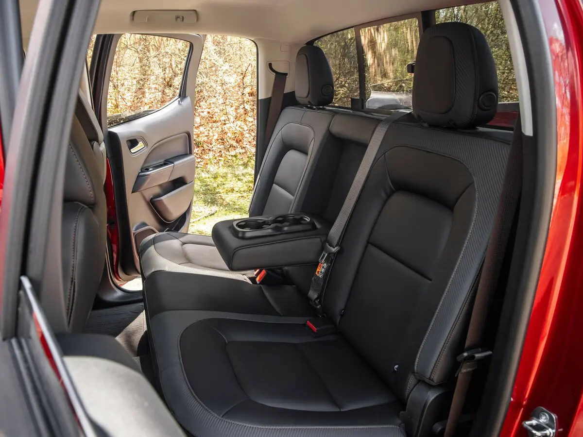 GMC Canyon II Рестайлинг Пикап Двойная кабина — сүрөт 10