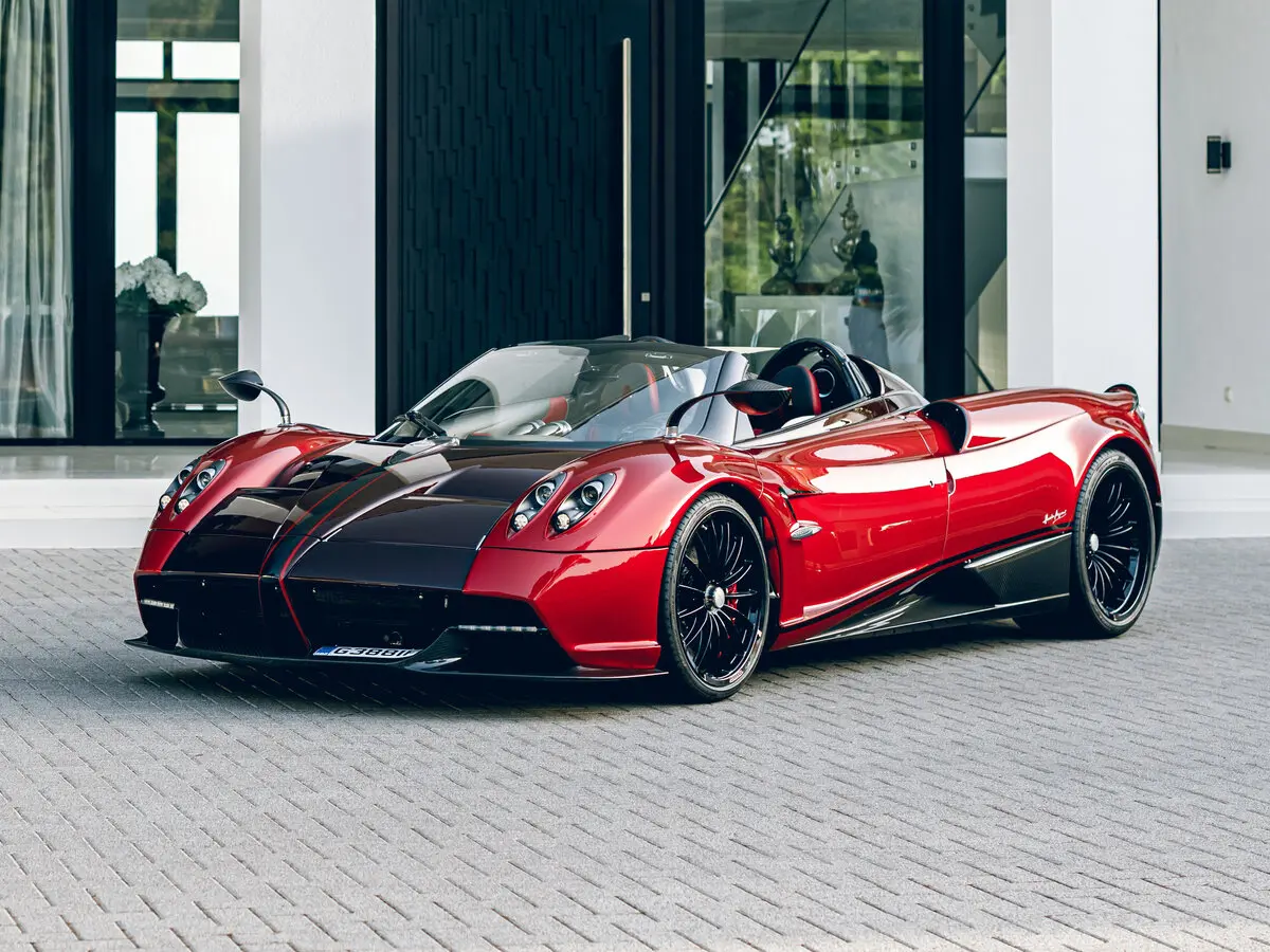 Pagani Huayra 2012 – н.в. Родстер