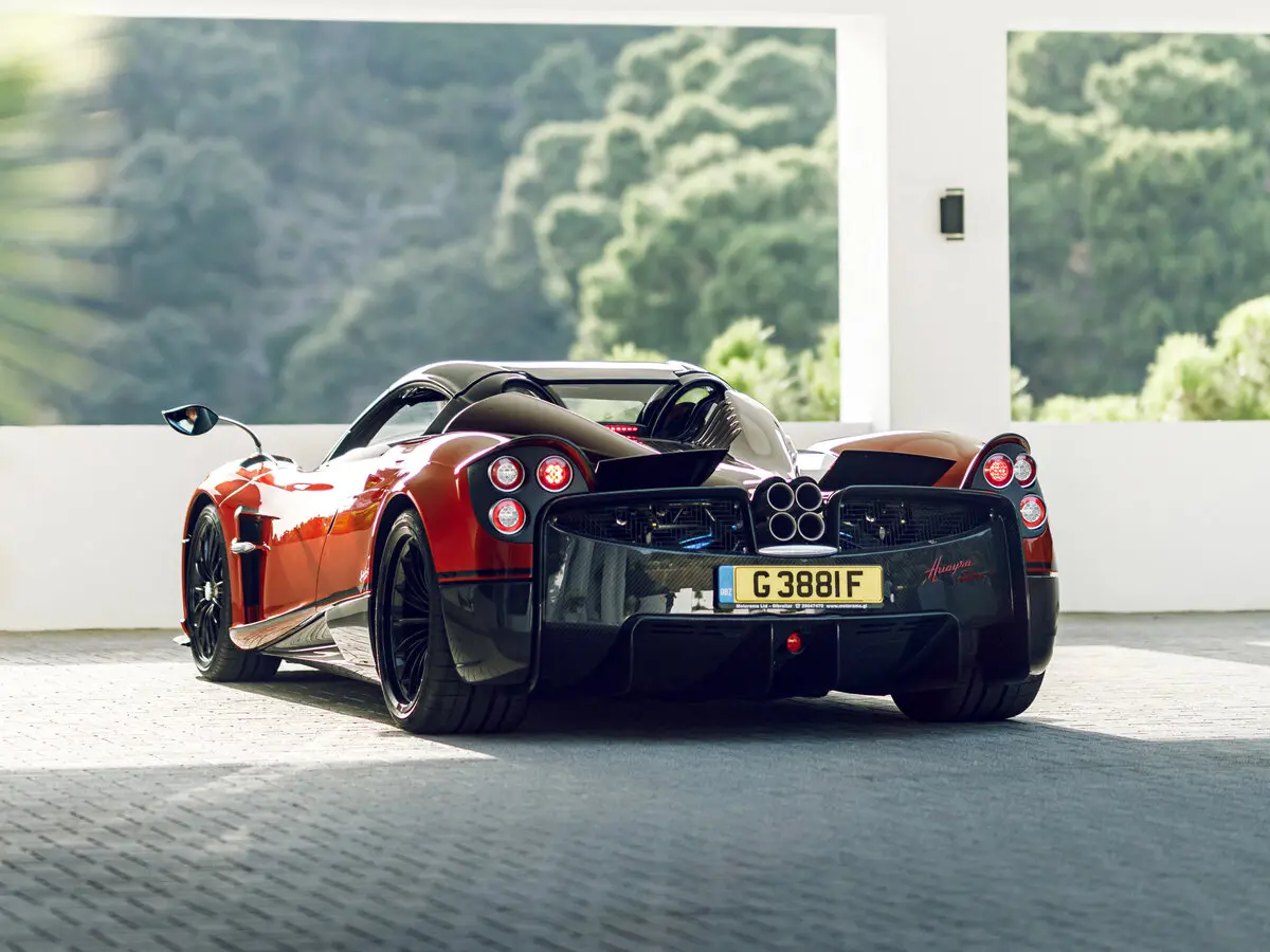 Pagani Huayra 2012 – н.в. Родстер — сүрөт 4