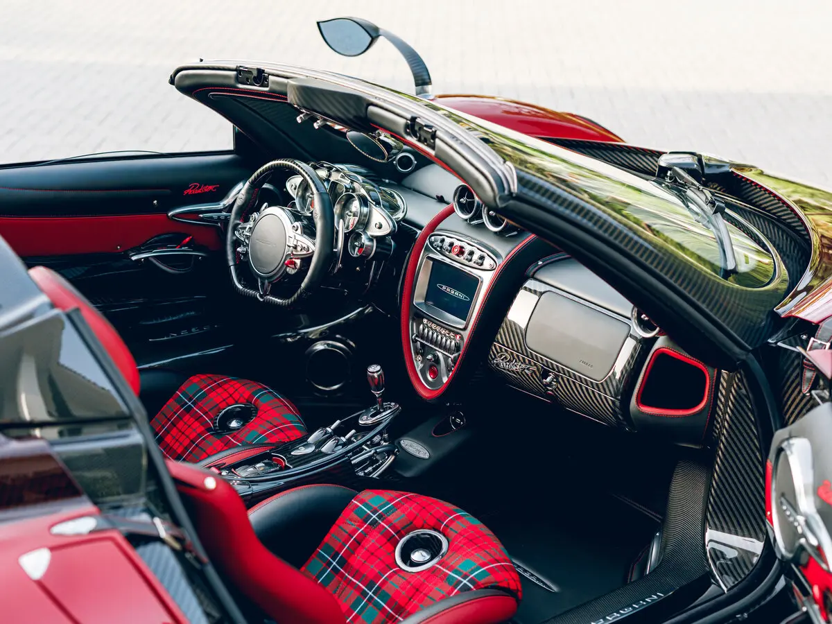 Pagani Huayra 2012 – н.в. Родстер — сүрөт 6