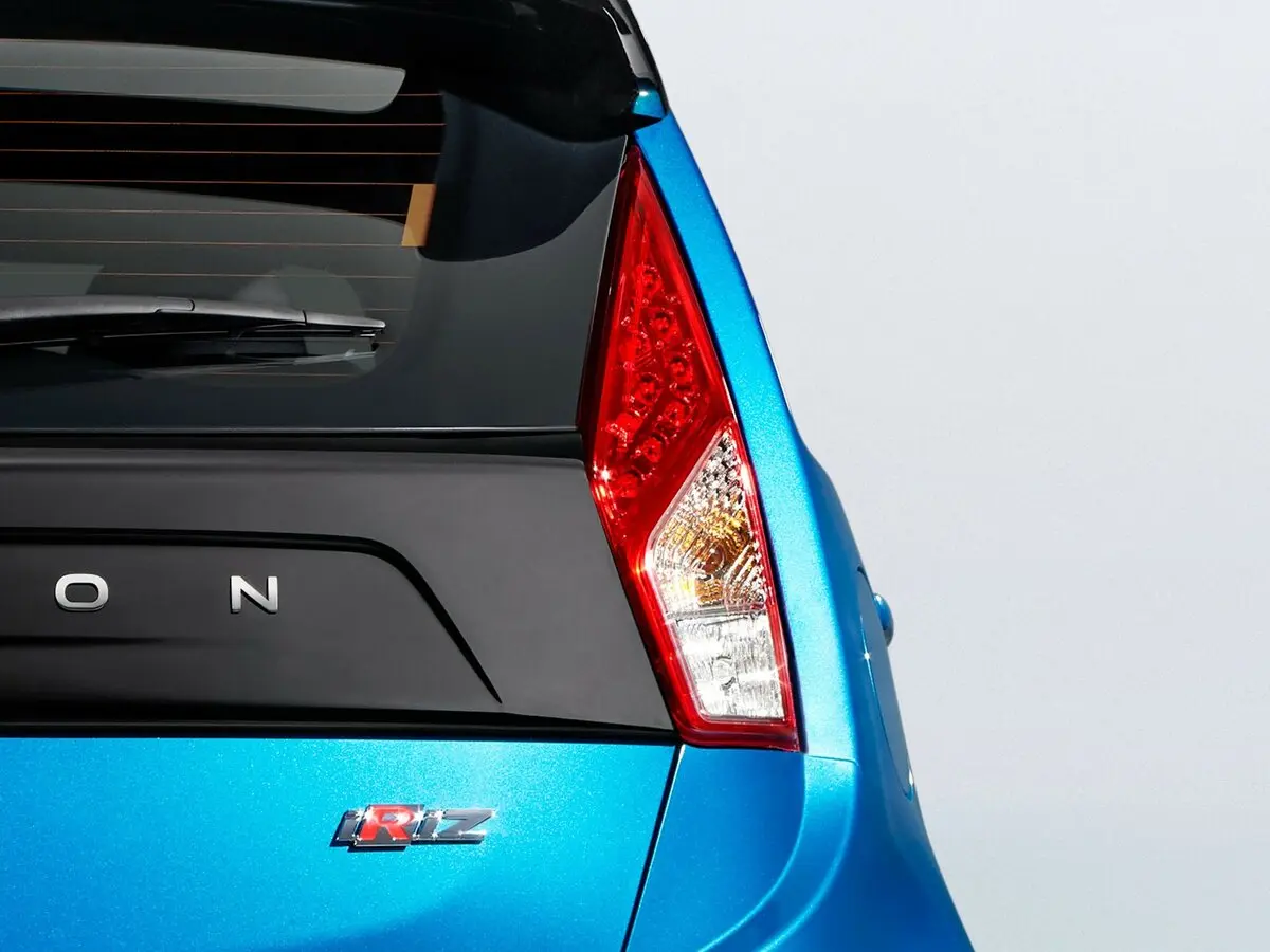 Proton Iriz I Рестайлинг 2 Хэтчбек 5 дв. — сүрөт 9