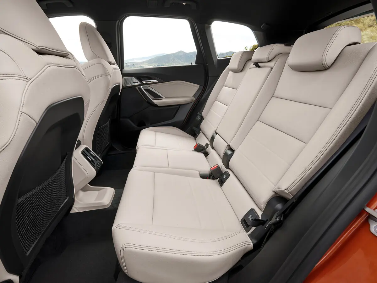 BMW X1 III (U11/U12) Внедорожник 5 дв. — сүрөт 11