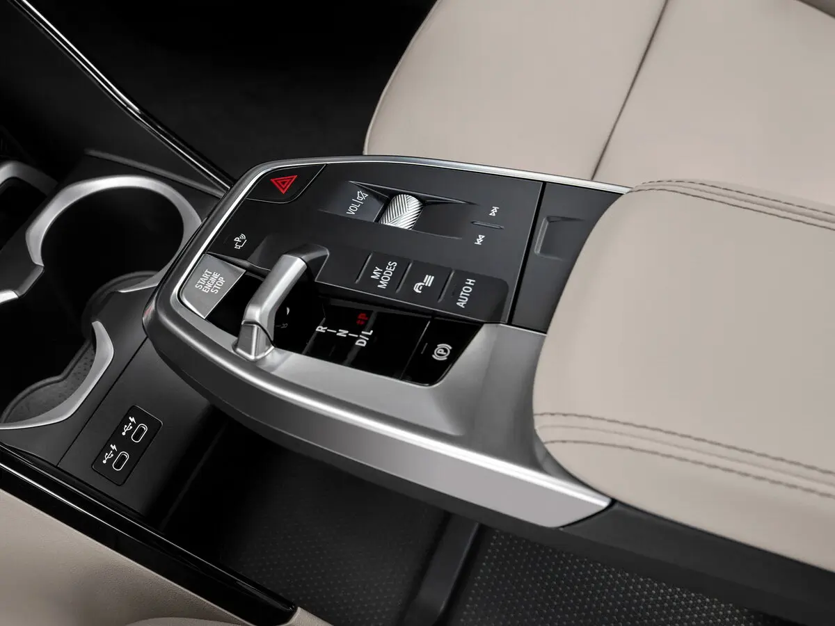 BMW X1 III (U11/U12) Внедорожник 5 дв. — сүрөт 13