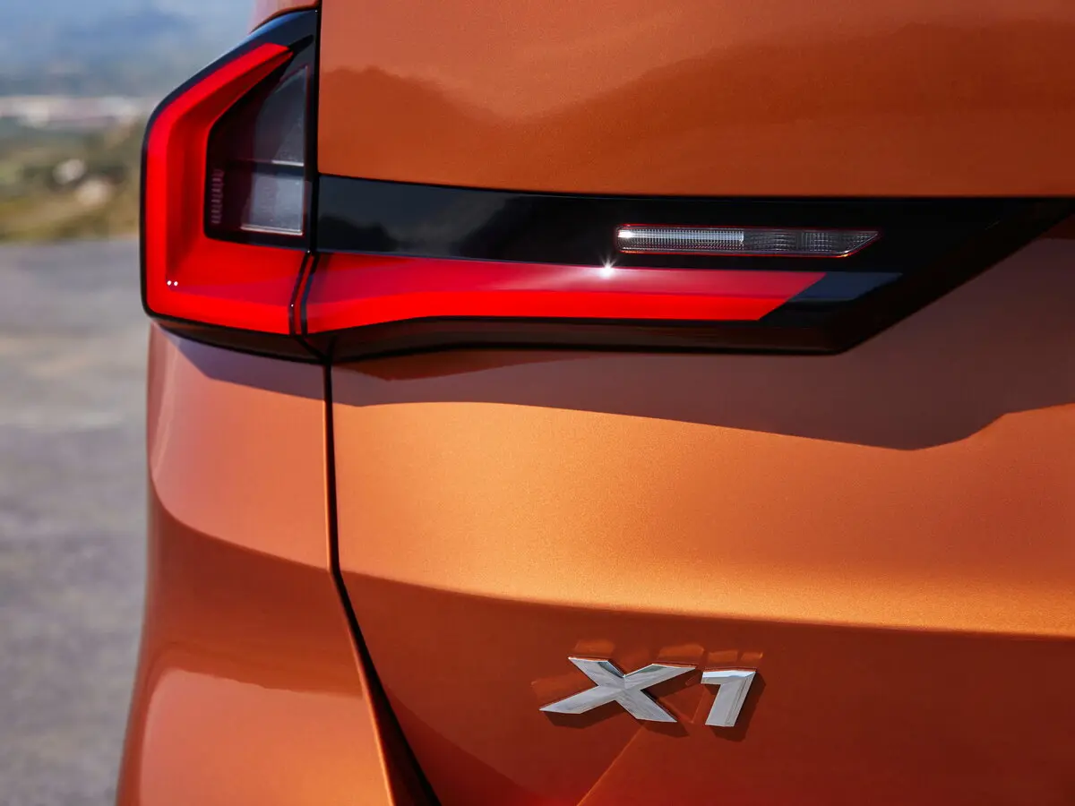 BMW X1 III (U11/U12) Внедорожник 5 дв. — сүрөт 15
