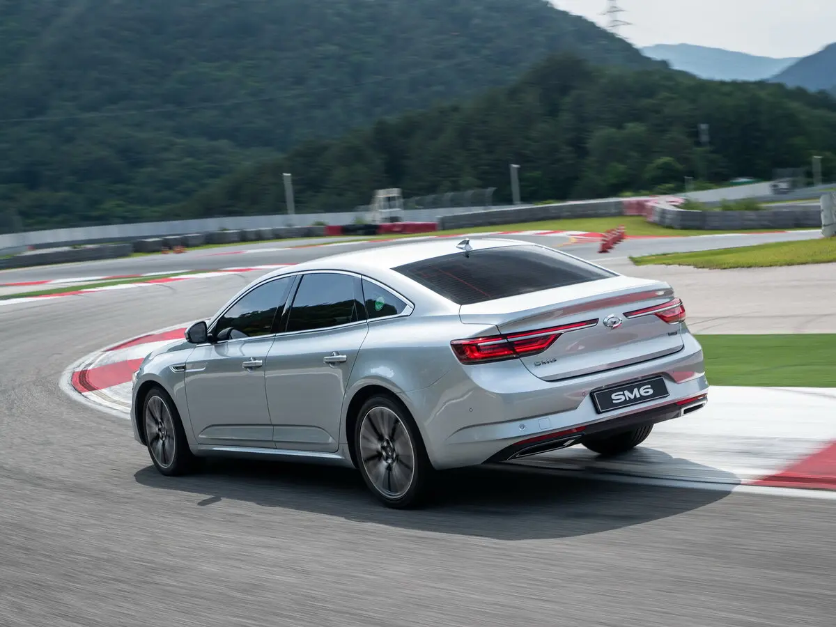 Renault Samsung SM6 I Рестайлинг Седан — фото 3