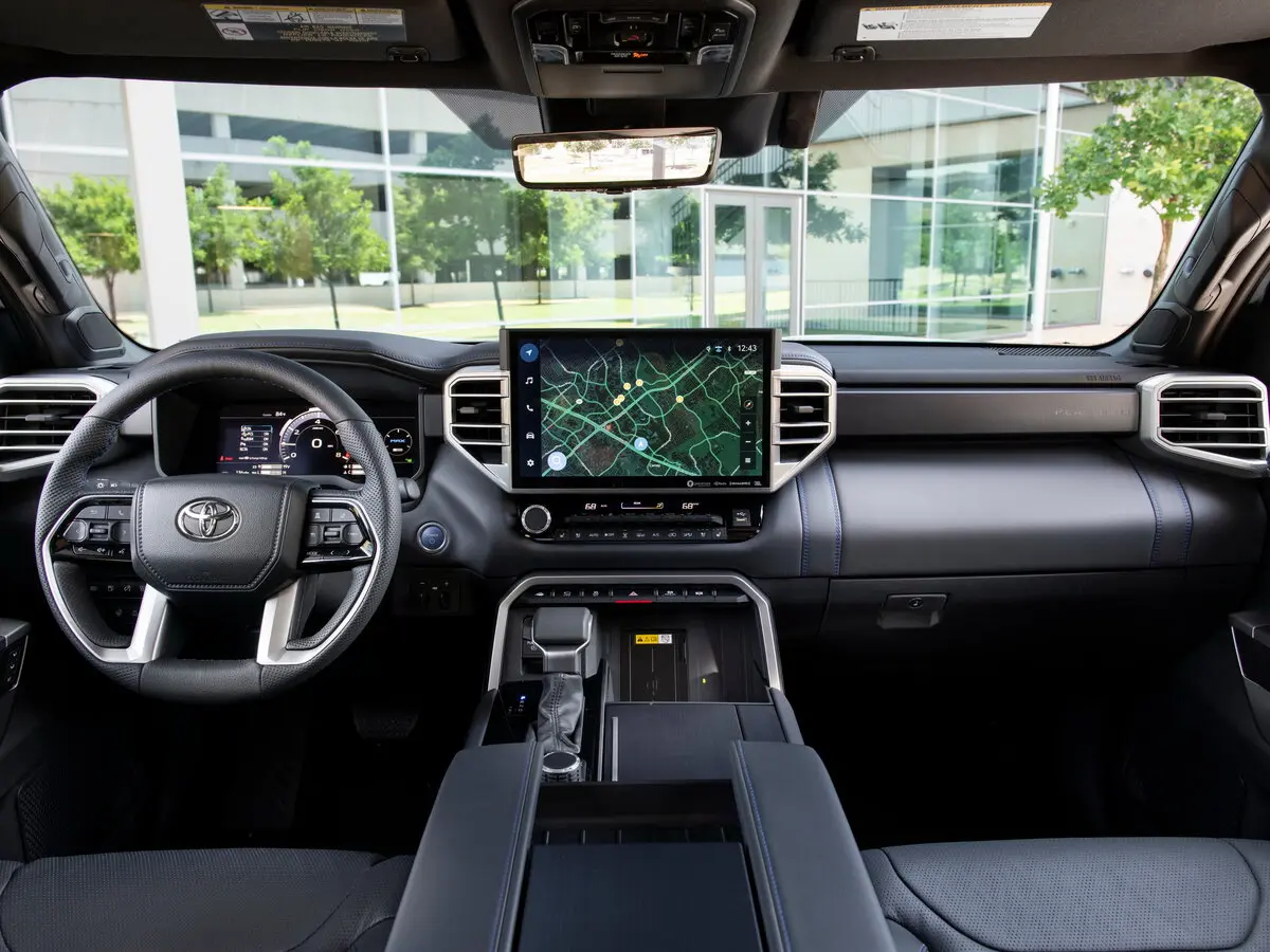 Toyota Sequoia III Внедорожник 5 дв. — фото 6