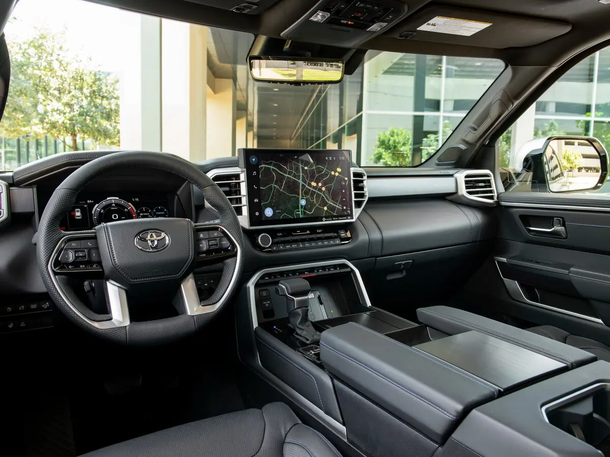 Toyota Sequoia III Внедорожник 5 дв. — фото 8