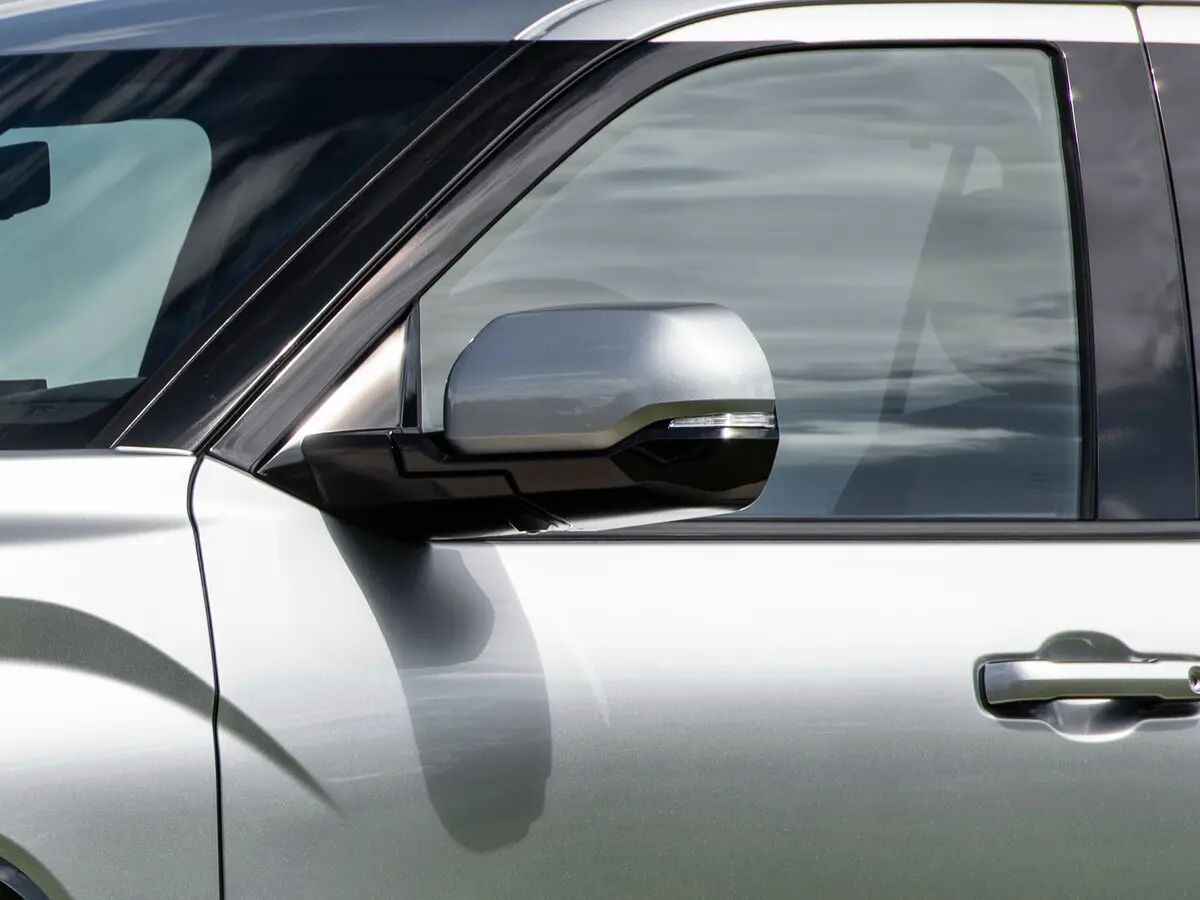 Toyota Sequoia III Внедорожник 5 дв. — фото 15