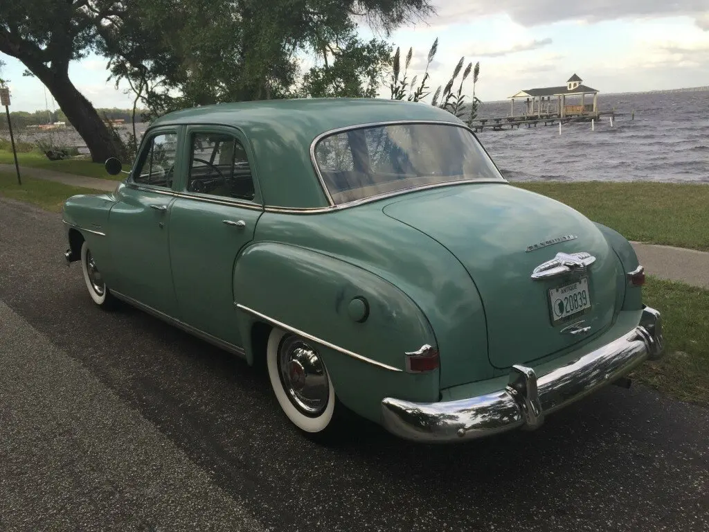 Plymouth Cranbrook 1951 – 1953 Седан — 照片 3