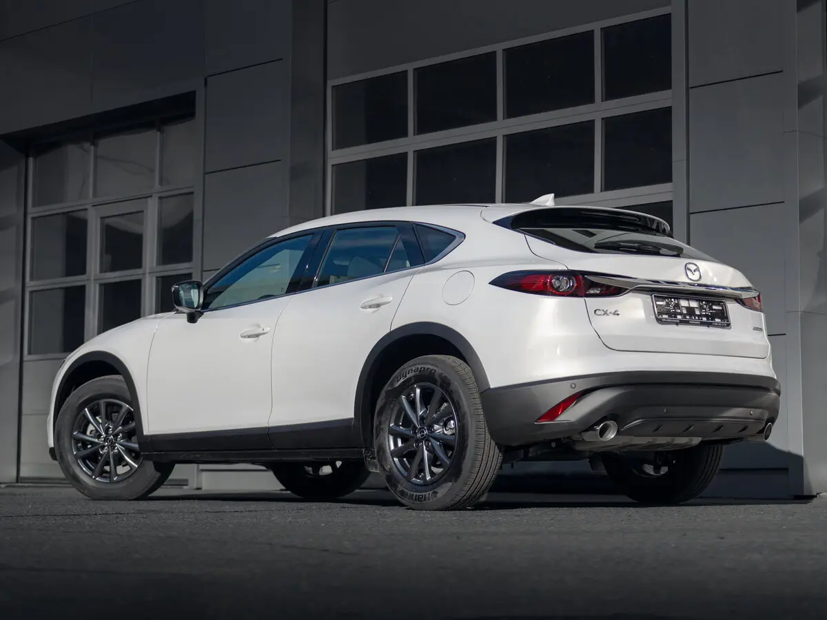 Mazda CX-4 I Рестайлинг Внедорожник 5 дв. — сүрөт 11