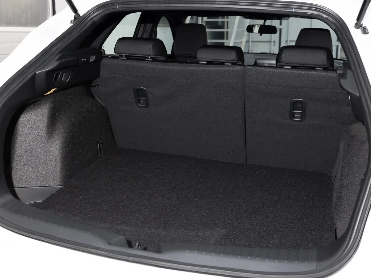 Mazda CX-4 I Рестайлинг Внедорожник 5 дв. — сүрөт 19