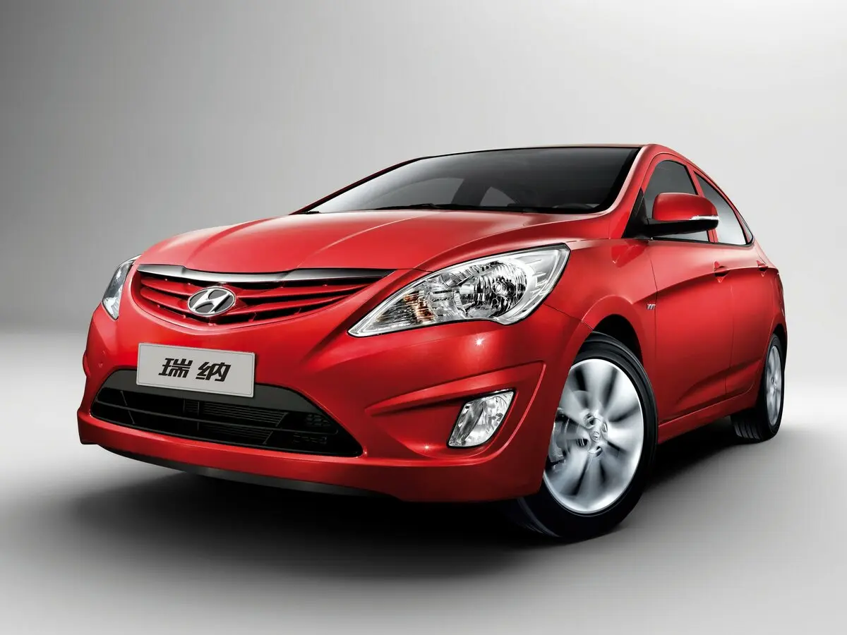 Hyundai Verna III Седан — photo 3